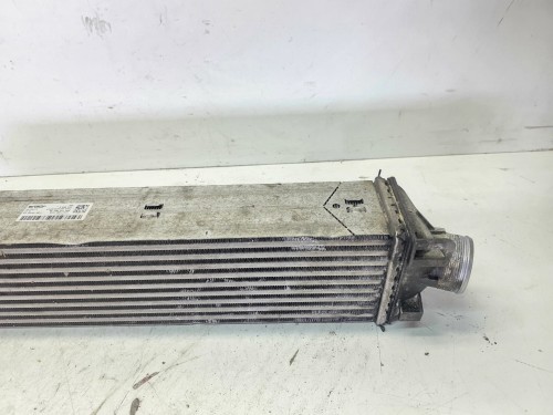CHŁODNICA POWIETRZA INTERCOOLER AUDI A6 C8 A4 B9 A5 3.0 TDI 8W015805AB