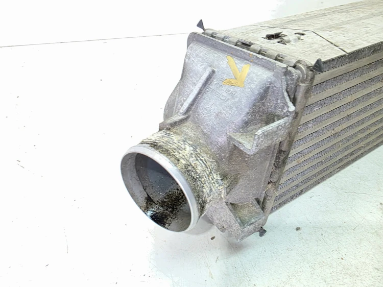 CHŁODNICA POWIETRZA INTERCOOLER AUDI A6 C8 A4 B9 A5 3.0 TDI 8W015805AB