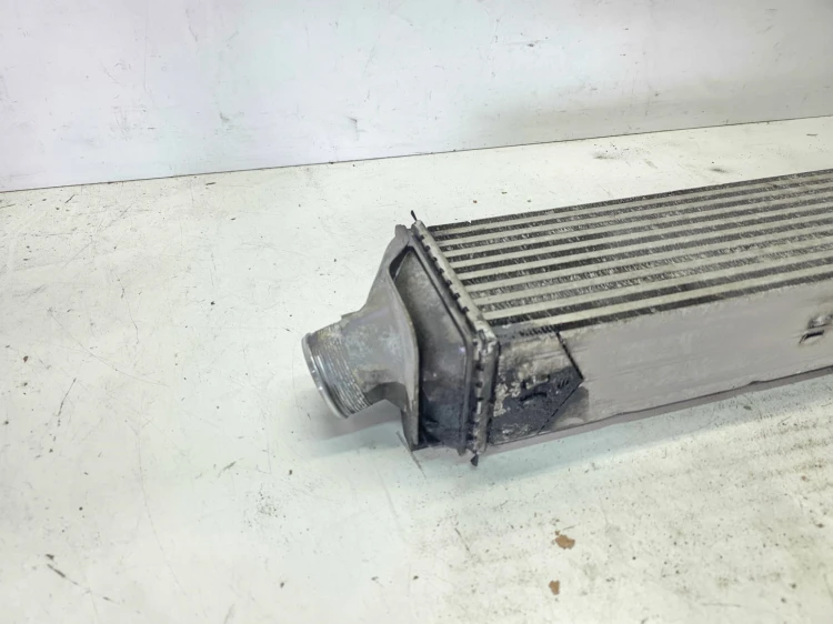 CHŁODNICA POWIETRZA INTERCOOLER AUDI A6 C8 A4 B9 A5 3.0 TDI 8W015805AB