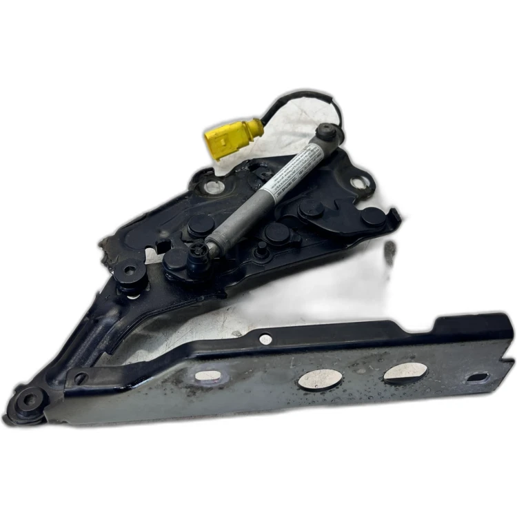 NAKŁADKA OSŁONA ZAWIASU MASKI PRAWA AUDI A6 C8 4K0823302A 4K0823823A