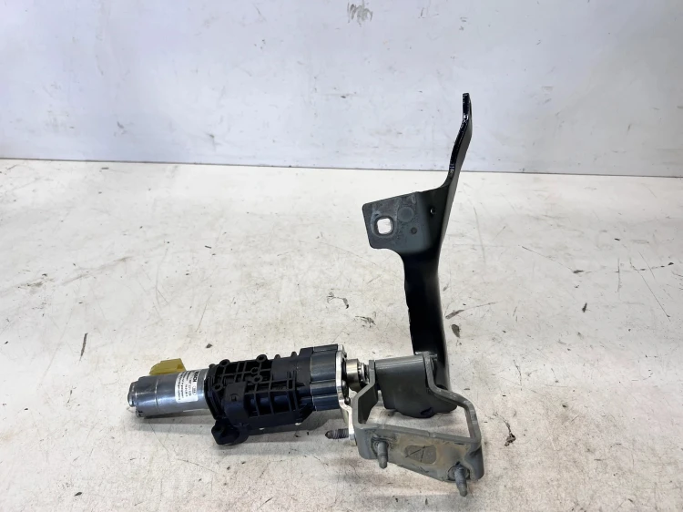 ZAWIAS SILNIKCZEK KLAPY TYŁ LEWY AUDI A6 C8 4K9827851B 4K9827299A