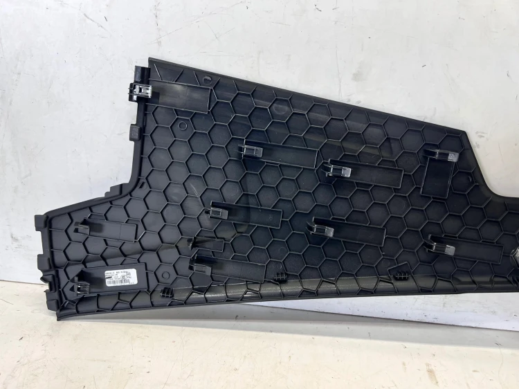 OSŁONA ZAŚLEPKA TUNELU PRAWA AUDI Q7 4M 4M0863306A