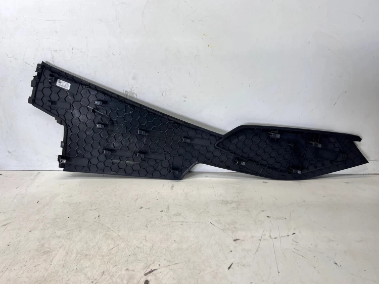 OSŁONA ZAŚLEPKA TUNELU LEWA AUDI Q7 4M 4M0863305A