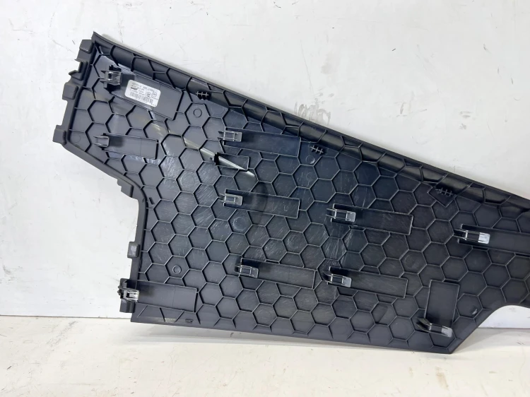 OSŁONA ZAŚLEPKA TUNELU LEWA AUDI Q7 4M 4M0863305A