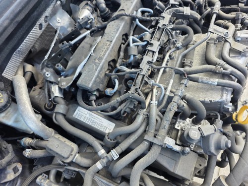 SILNIK KOMPLETNY AUDI VW SEAT SKODA 1.6 TDI CLH CLHA 131205 KM ORYGINAŁ !!