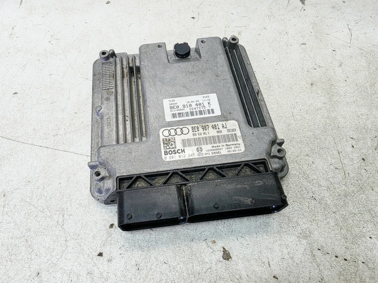 KOMPUTER STEROWNIK SILNIKA AUDI A4 B7 3.0 TDI 8E0907401AJ 8E0910401K