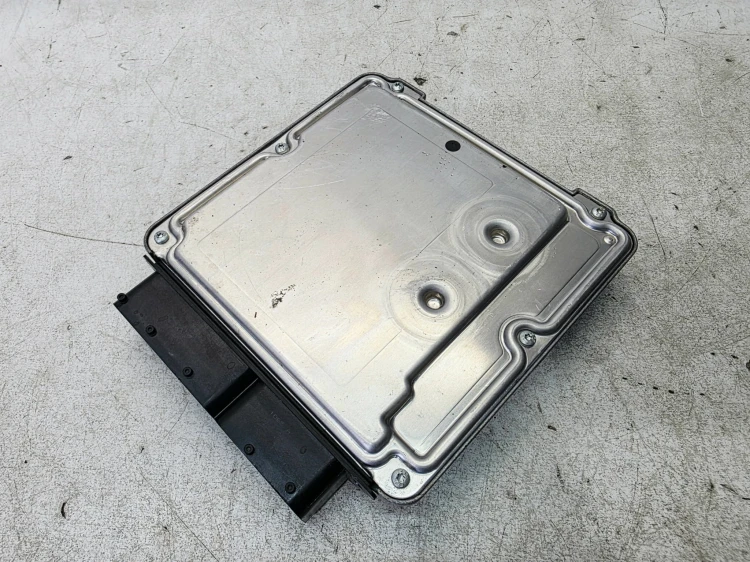 KOMPUTER STEROWNIK SILNIKA AUDI A4 B7 3.0 TDI 8E0907401AJ 8E0910401K