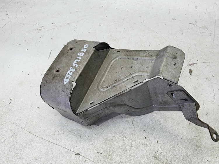 OSŁONA TERMICZNA TURBINY AUDI A4 B7 3.0 TDI 059145323D