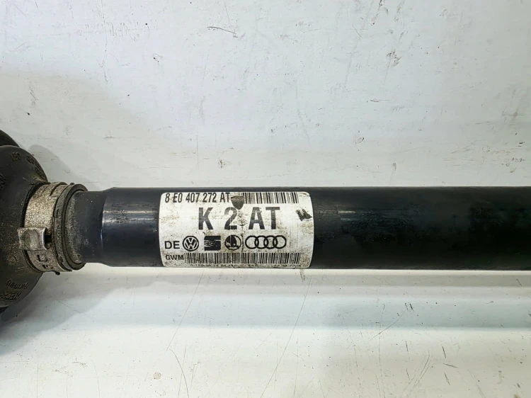 PÓŁOŚ PRAWA PRAWY PRZÓD AUDI A4 B7 3.0 TDI 8E0407272AT
