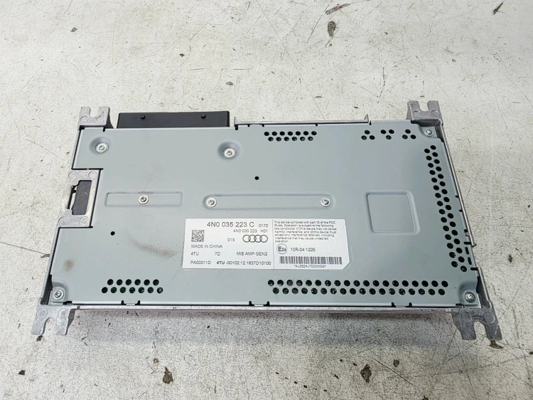 WZMACNIACZ RADIA MIB BANG & OLUFSEN AUDI A6 C8 A7 4N0035223C