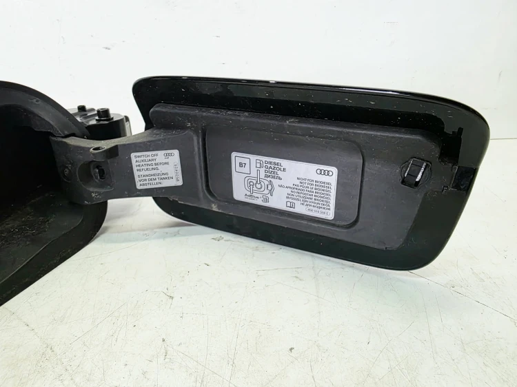 KLAPKA WLEWU PALIWA AUDI A6 C8 4K0809906 4M0862153 LY9T