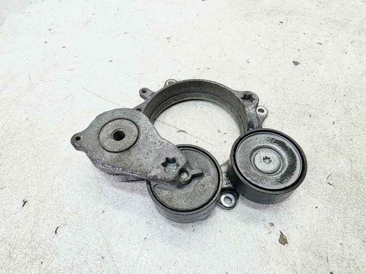 NAPINACZ PASKA ALTERNATORA AUDI A6 C8 A7 A8 D5 3.0 TDI 057903133AF