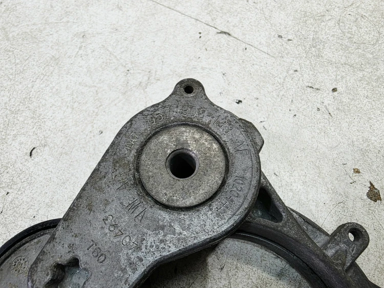 NAPINACZ PASKA ALTERNATORA AUDI A6 C8 A7 A8 D5 3.0 TDI 057903133AF