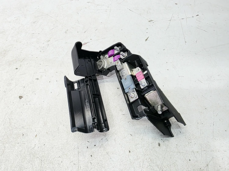 KLEMA PLUSOWA + BEZBPIECZNIKI AUDI A6 C8 A7 4K0915459D