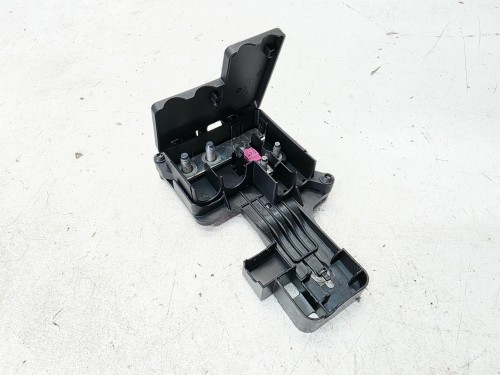 SKRZYNKA BEZPIECZNIKÓW AUDI A6 C8 A7 4K0907334