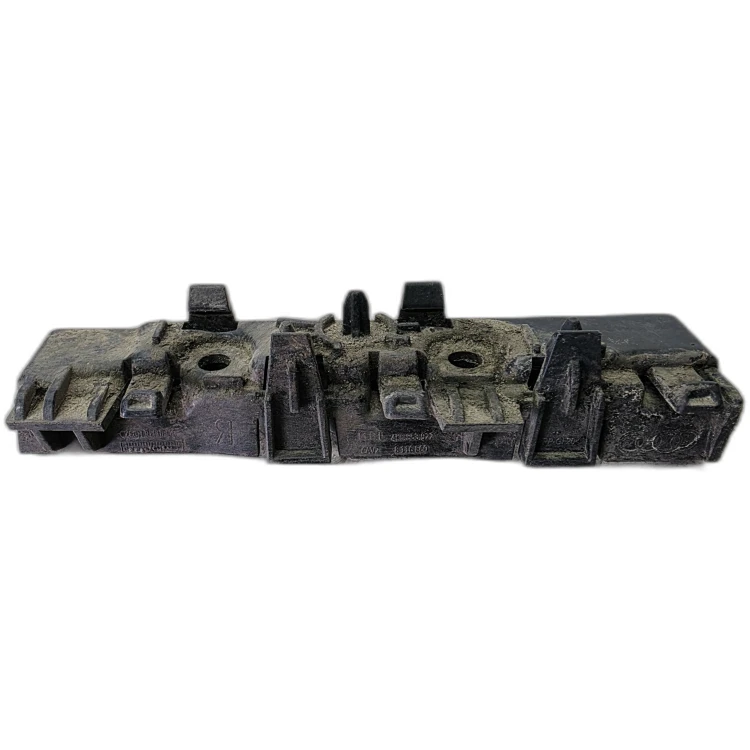 UCHWYT MOCOWANIE LISTWY PRAWY PRZÓD AUDI A6 C8 4K0853922