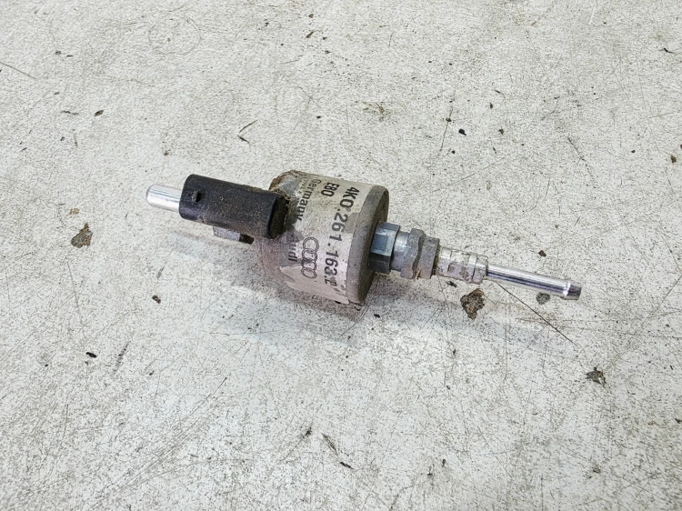 POMPKA WEBASTO AUDI A6 C8 A7 4K0261163E