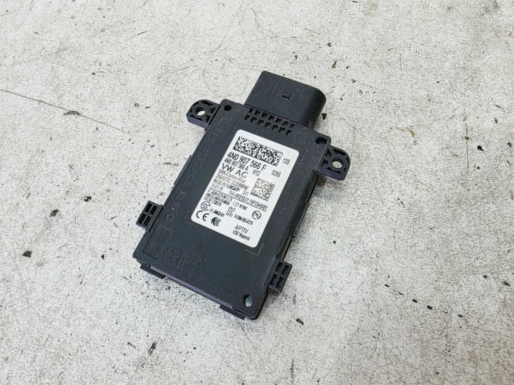 ASYSTENT ZMIANY PASA RUCHU MODUŁ AUDI A6 C8 4N0907566F