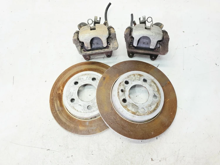 ZACISK ZACISKI HAMULCOWE LEWY +++ PRAWY TYŁ AUDI A4 B6 B7 288 MM KOMPLET