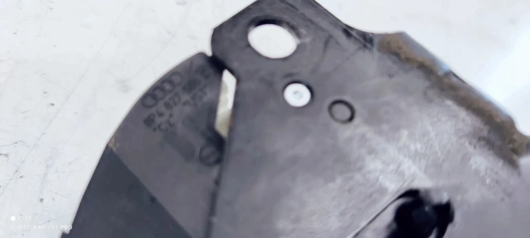 ZAMEK KLAPY TYŁ AUDI A3 A4 B8 A5 A6 Q7 8P4827505C