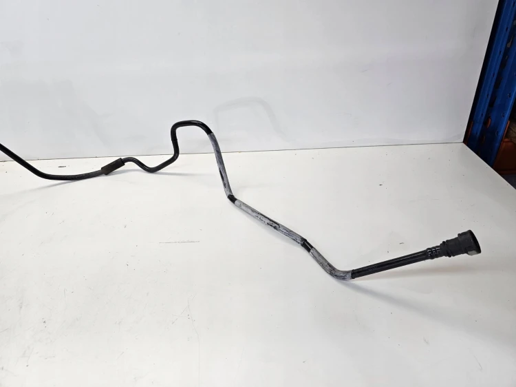 PRZEWÓD FILTRA WĘGLOWEGO AUDI A4 B9 A5 8W 8W0133366G