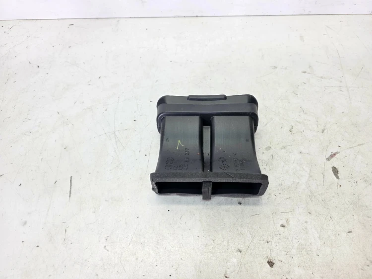 KANAŁ POWIETRZNY TUNELU ŚRODKOWEGO AUDI Q7 4M 4M0815217