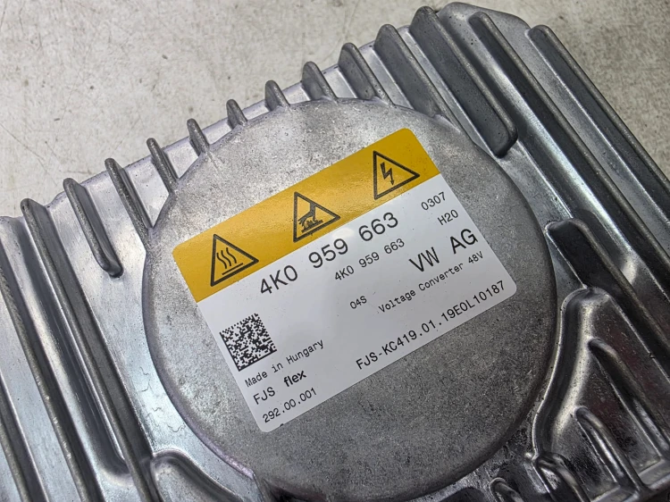 INWENTER PRZETWORNICA NAPIĘCIA AUDI A4 A5 A6 A7 A8 4K0959663