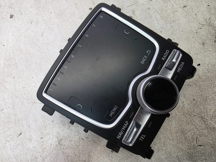 PANEL STEROWANIA RADIEM MMI AUDI Q7 4M 4M0919615H LEGALNY