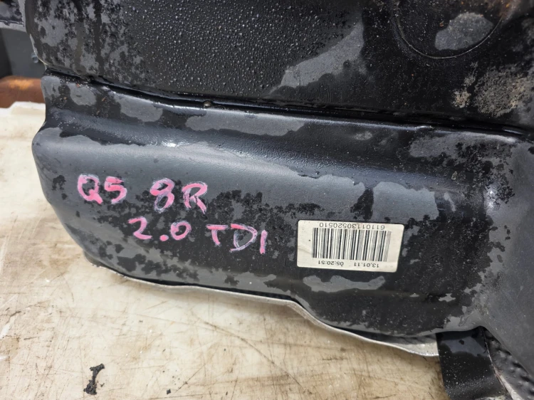 BAK ZBIORNIK PALIWA AUDI Q5 8R 2.0 TDI DIESEL QUATTRO 8R0201021 Z ADBLUE !!