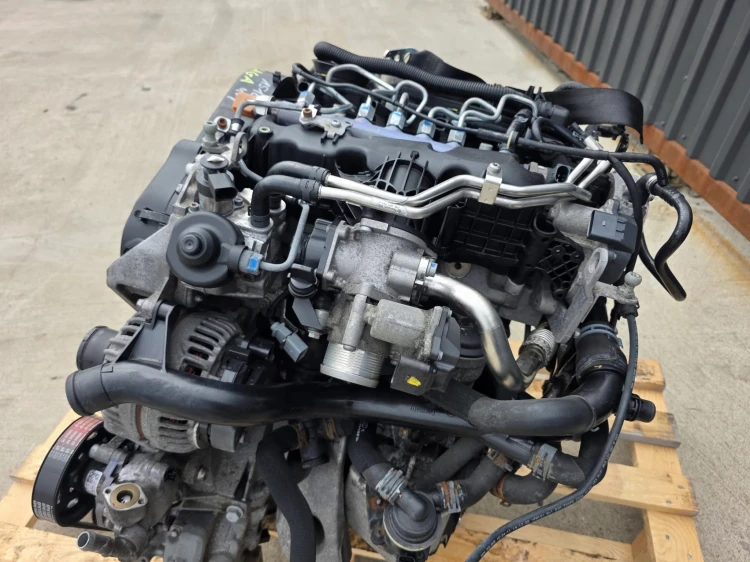 SILNIK KOMPLETNY AUDI A5 8T A4 B8 Q5 8R SEAT EXEO 2.0 TDI CAG CAGA *2*!!!