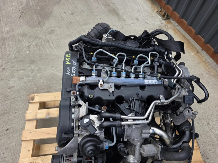 SILNIK KOMPLETNY AUDI A5 8T A4 B8 Q5 8R SEAT EXEO 2.0 TDI CAG CAGA *2*!!!
