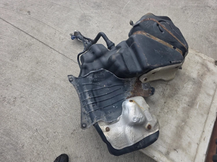 BAK ZBIORNIK PALIWA AUDI A4 B8 A5 8T 8F0201021L 2.0 3.0 DIESEL QUATTRO