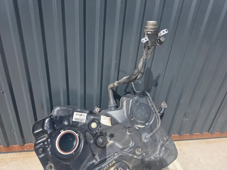 BAK ZBIORNIK PALIWA AUDI A4 B8 A5 8T 8T0201021EL 2.0 DIESEL