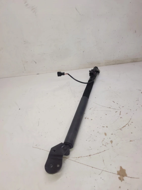 SIŁOWNIK TELESKOP KLAPY TYŁ AUDI A7 4G8827852F