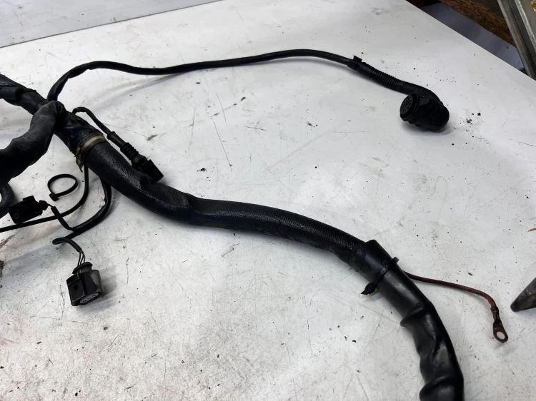 WIĄZKA INSTALACJA SILNIKA AUDI A4 B7 2.0 TFSI 8E1971074CE