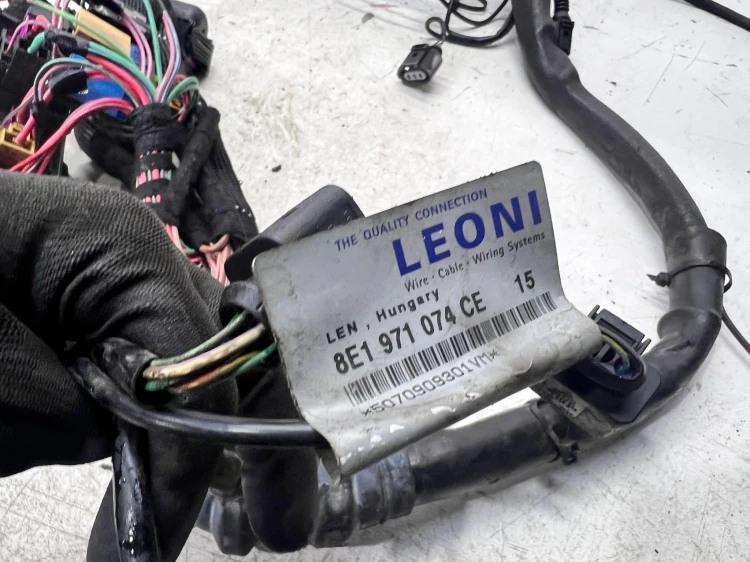 WIĄZKA INSTALACJA SILNIKA AUDI A4 B7 2.0 TFSI 8E1971074CE