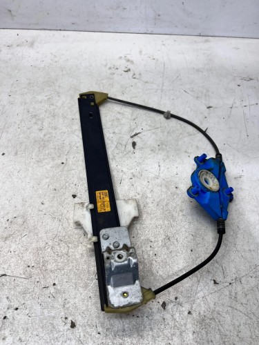 MECHANIZM SZYBY LEWY TYŁ AUDI A4 B6 B7 8E0839461B