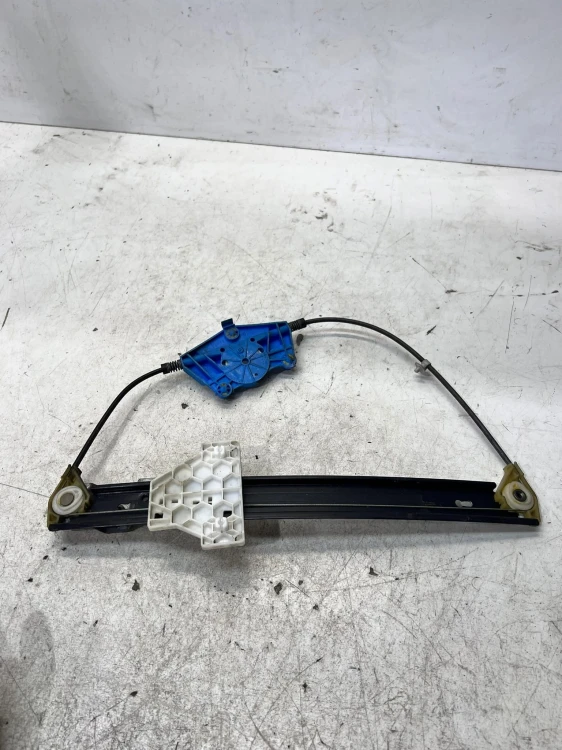 MECHANIZM SZYBY LEWY TYŁ AUDI A4 B6 B7 8E0839461B
