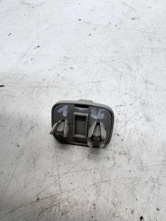 UCHWYT HACZYK OSŁONY AUDI A4 B6 SZARY 8E0857562 1/26