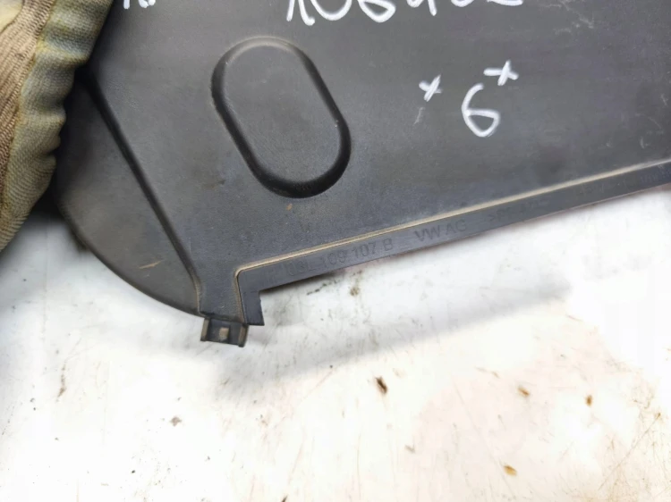 OBUDOWA ROZRZĄDU GÓRNA AUDI VOLKSWAGEN SEAT SKODA 1.6 TDI 03L109107B