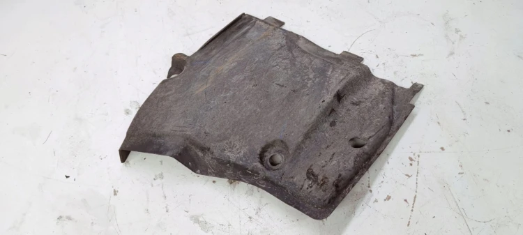 OSŁONA PODWOZIA PRZÓD AUDI A4 B9 8W0825202 *2*