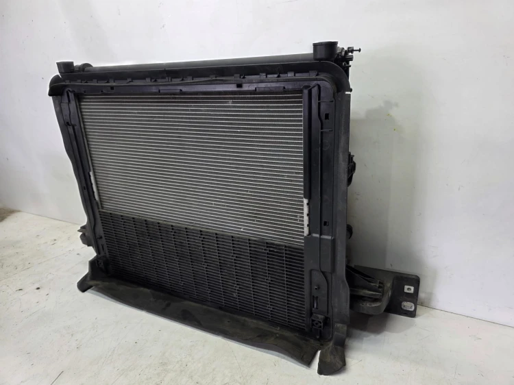 CHŁODNICE WENTYLATOR OBUDOWA ŻALUZJA AUDI Q4 E-TRON 1EA121203C 1EA959455C