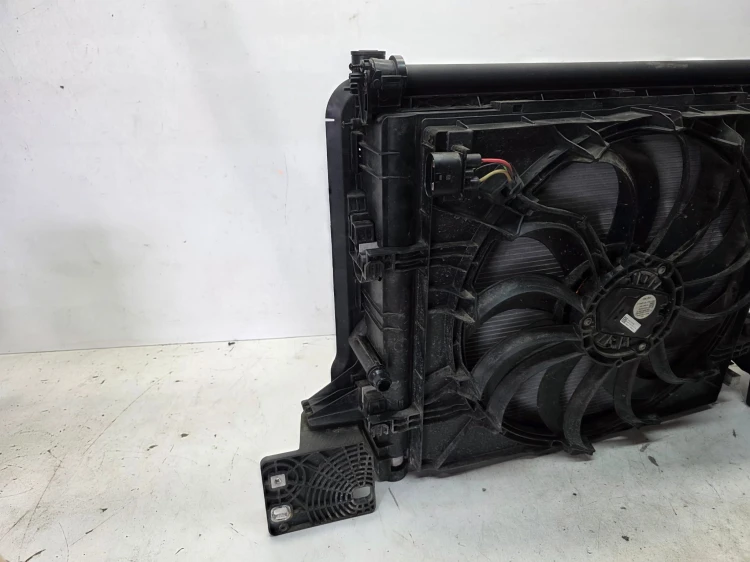 CHŁODNICE WENTYLATOR OBUDOWA ŻALUZJA AUDI Q4 E-TRON 1EA121203C 1EA959455C