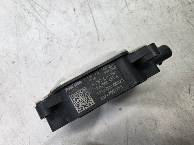 SILNICZEK NASTAWCZY ŻALUZJI CHŁODNICY AUDI Q4 E-TRON 1EA965501A