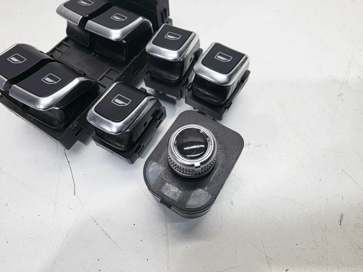 PRZEŁĄCZNIK WŁĄCZNIK SZYB CHROM AUDI A4 B8 LIFT 8K0959851F KOMPLET