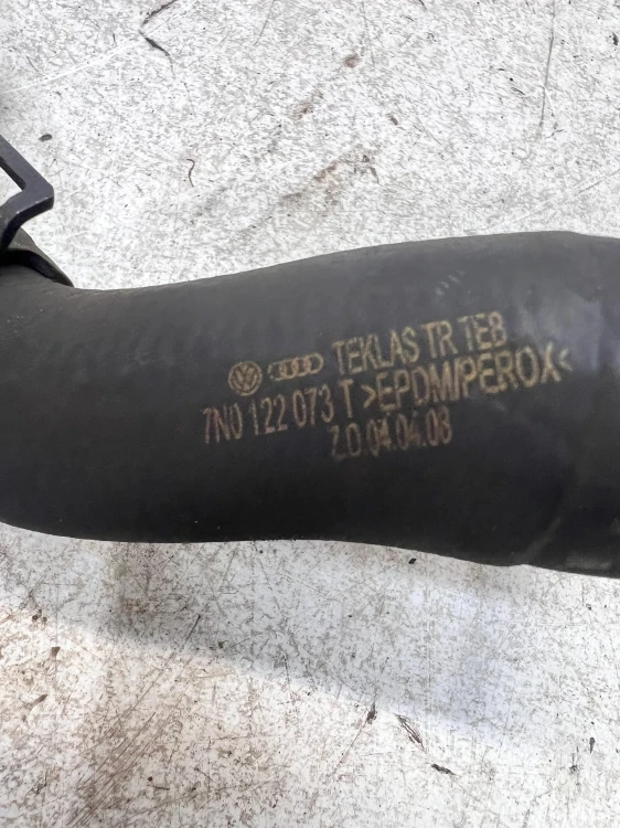 WĄŻ RURA WODY AUDI Q3 8U SKODA SEAT VW 7N0122073T