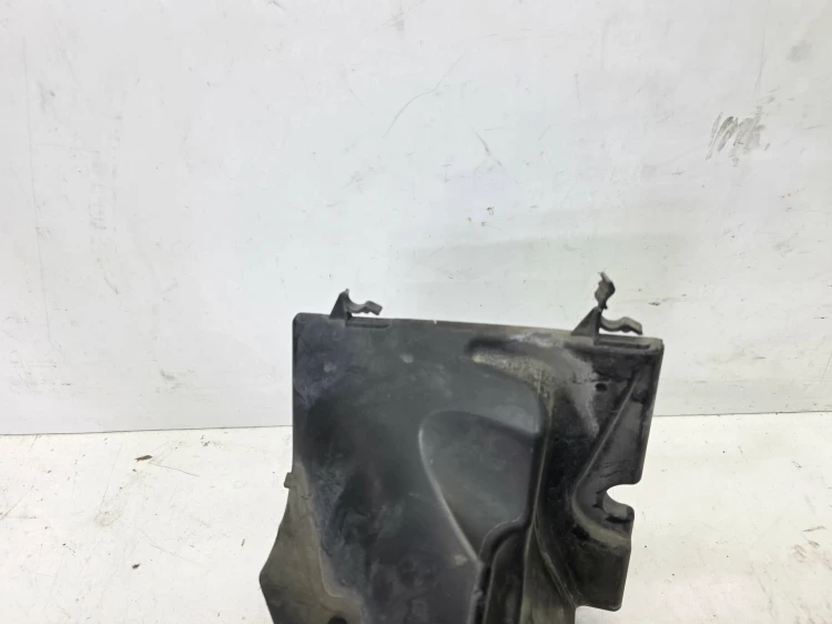KIEROWNICA POWIETRZA PRAWA AUDI A4 B7 3.0 TDI 8E0117336J