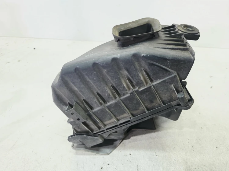 OBUDOWA FILTRA POWIETRZA AUDI A4 B7 2.0 TFSI 03G133835A