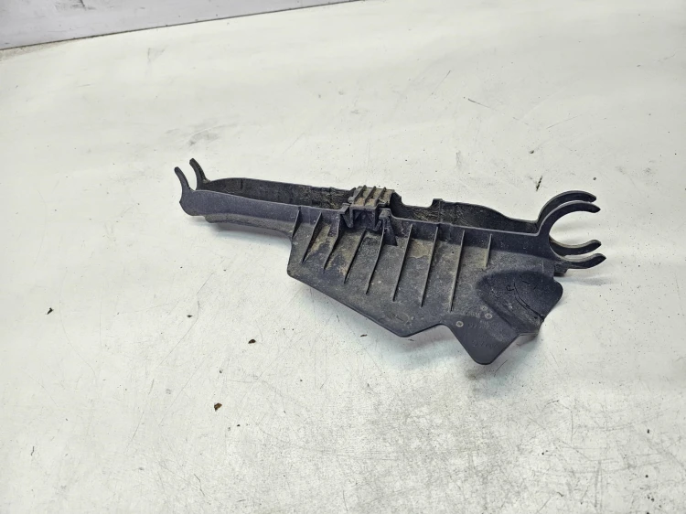 OSŁONA WAHACZA LEWY TYŁ AUDI A5 F5 8W SPORTBACK 8W0505561B