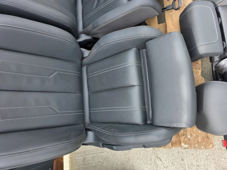 FOTEL FOTELE AUDI Q4 E-TRON SPORTBACK PODGRZEWANE !!!